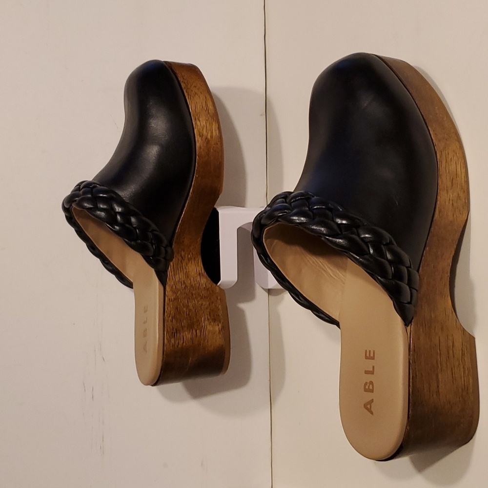 Able Whiley Leather Clog In Black Size 10.5M - Picture 6 of 14